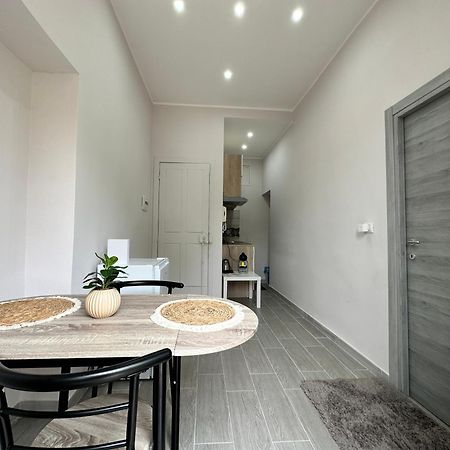 Di Vaio S Apartament Apartment Napoli Ngoại thất bức ảnh